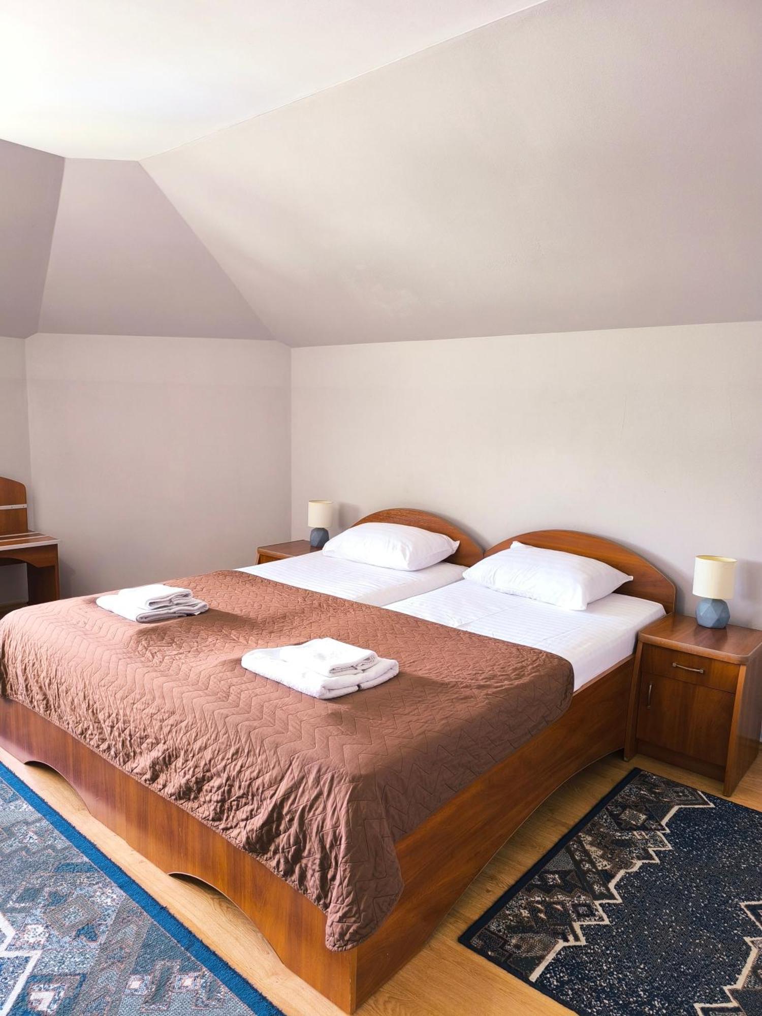 Hotel Delfin Mukatschewo Zimmer foto